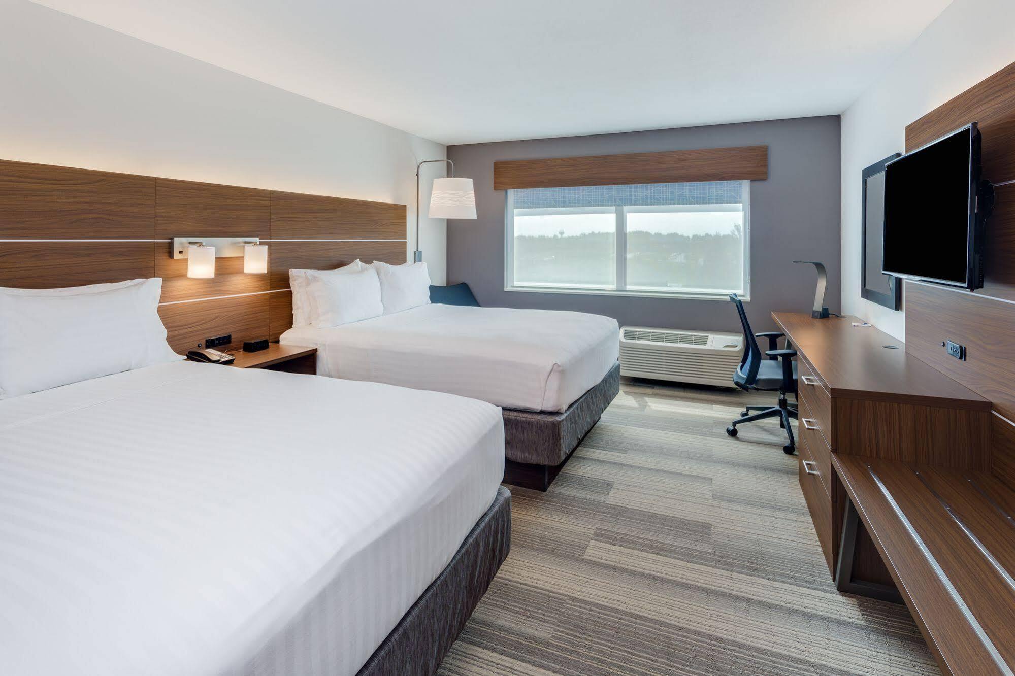 Holiday Inn Express & Suites - Rice Lake By Ihg Luaran gambar