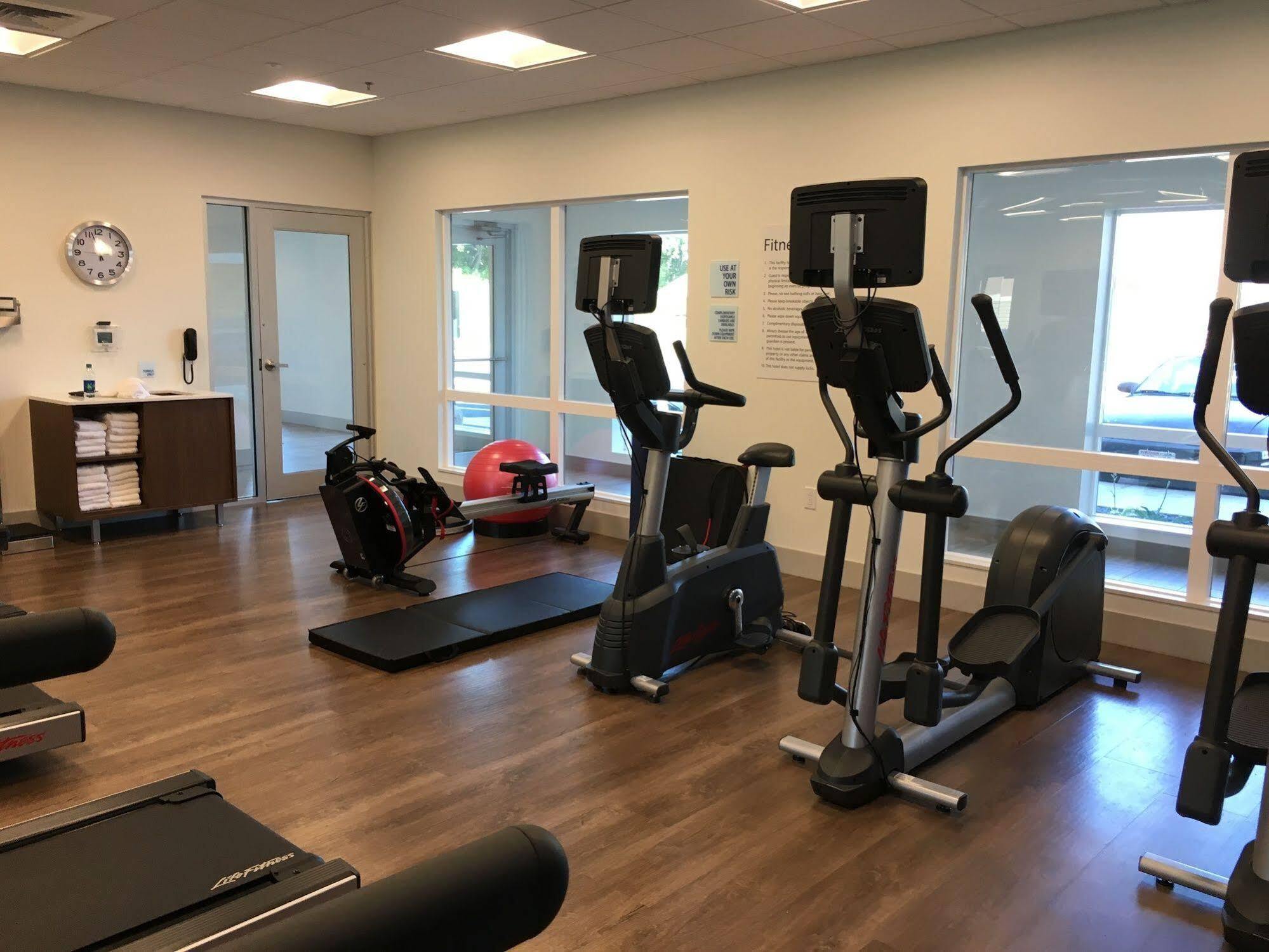 Holiday Inn Express & Suites - Rice Lake By Ihg Luaran gambar